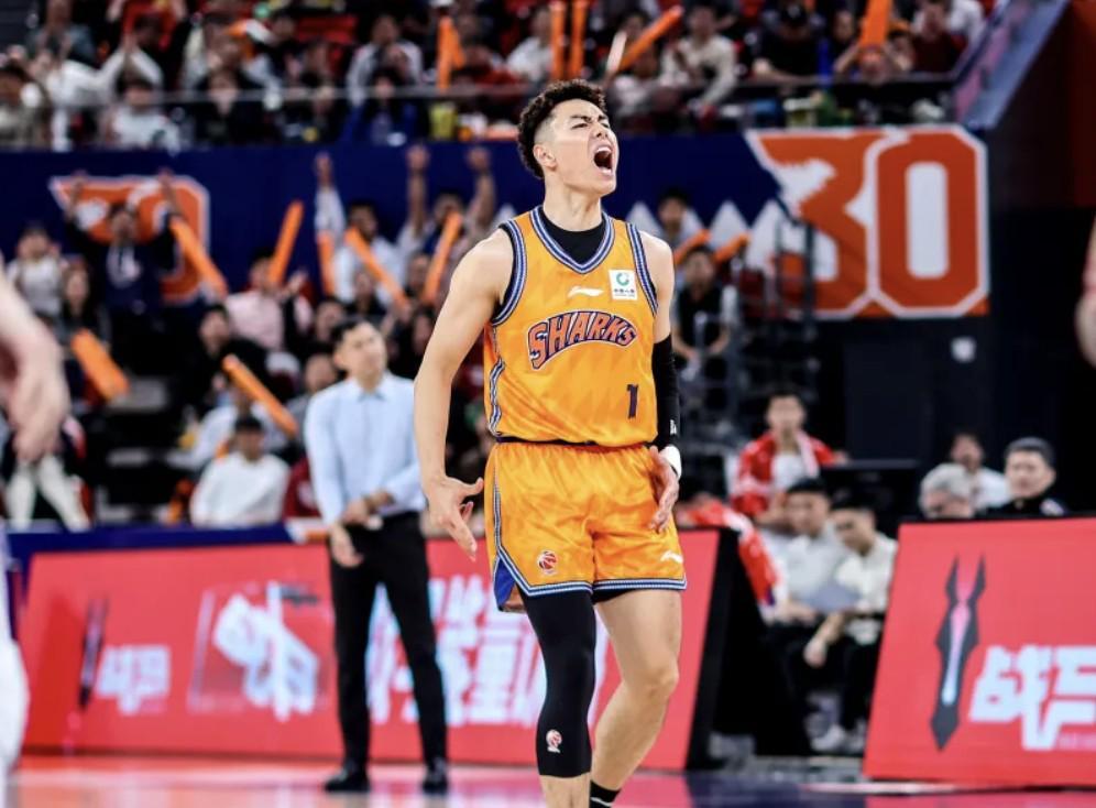 开云体育网页版登录入口-李添荣:恢复期间无法登场很难熬,比赛中一直怒吼嗓子都哑了